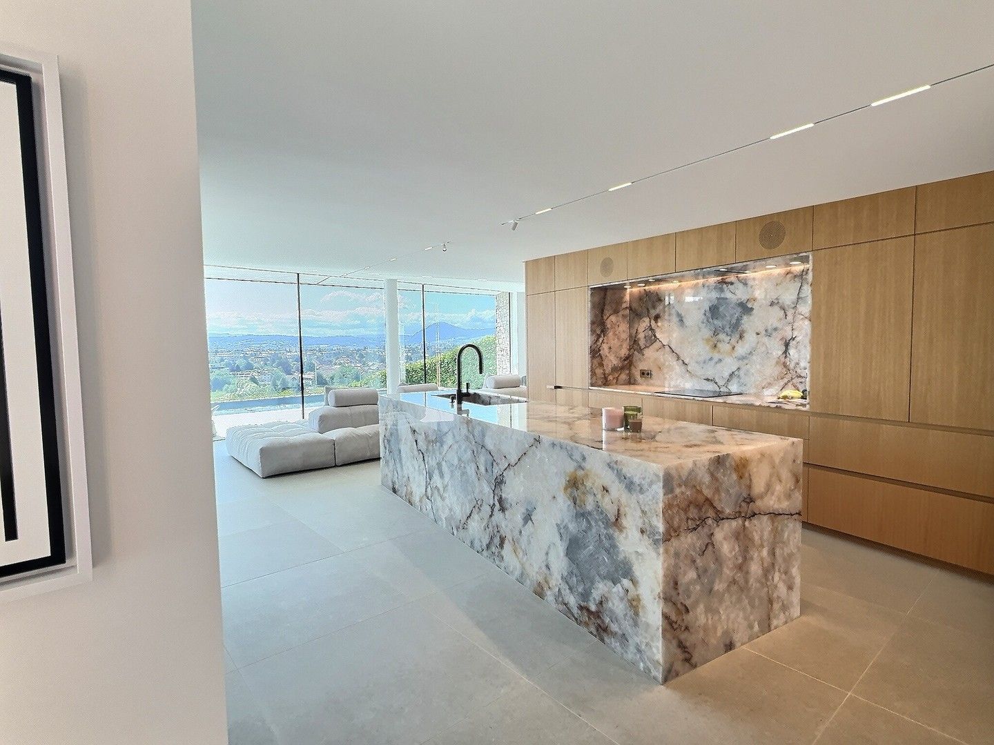 Acheter Appartement 8 Pièces 246 m² Annecy