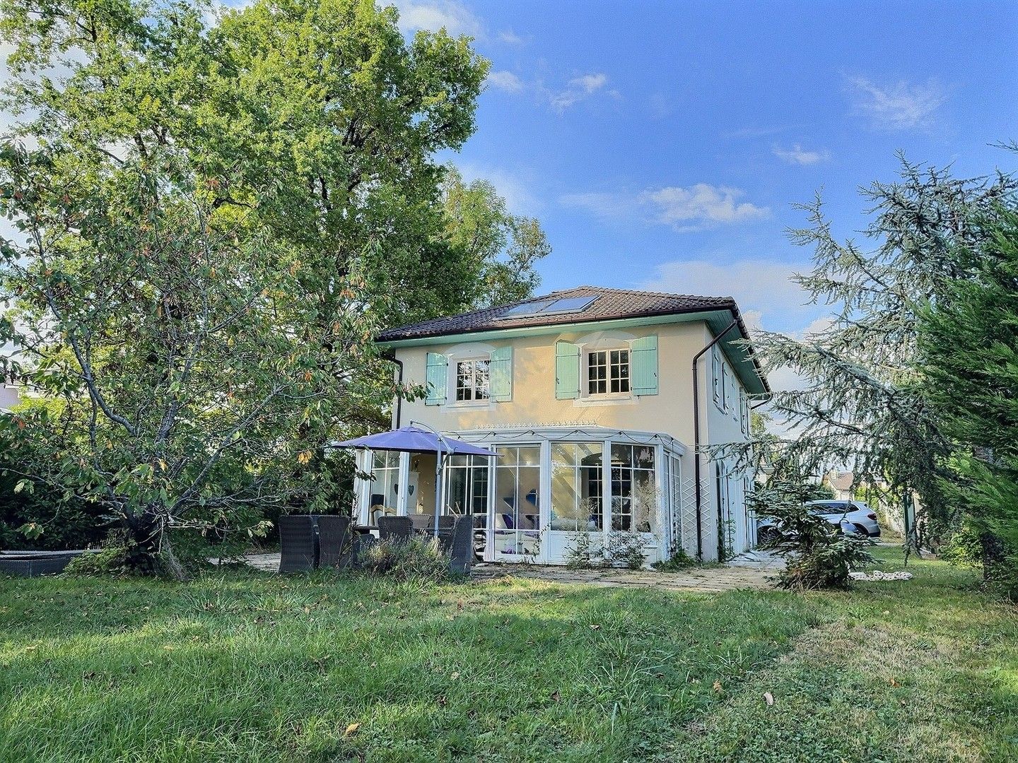 Sale Villa 8&nbsp;rooms 169&nbsp;m² Divonne-les-Bains