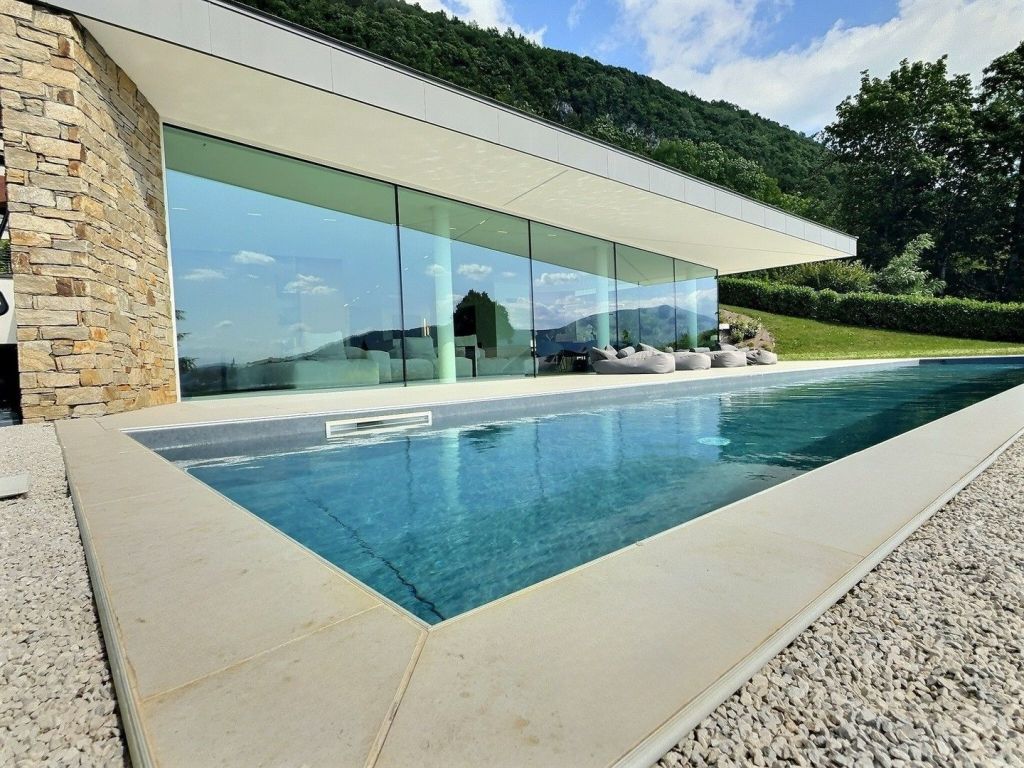appartement 8 Pièces en vente sur Annecy  (74940) - Plus de details