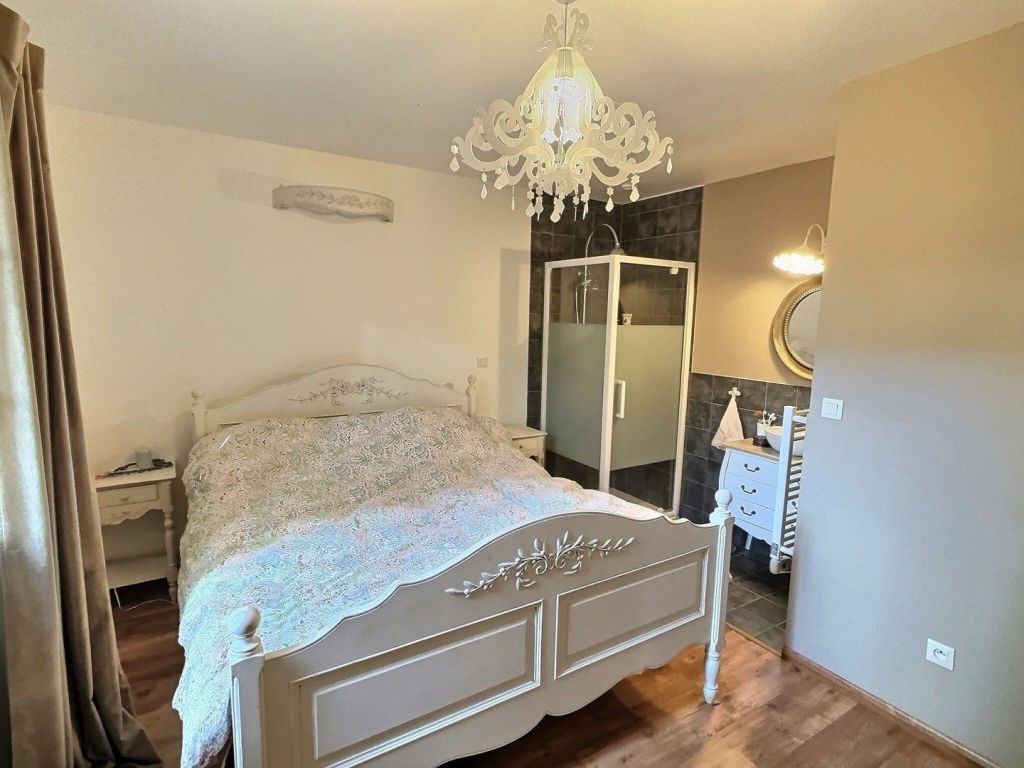 Sale Villa 8 rooms 169 m² Divonne-les-Bains